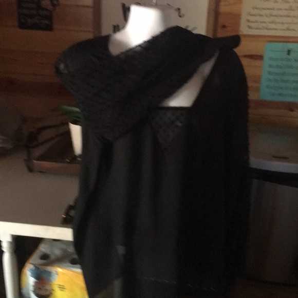 Blouse - Picture 3 of 4